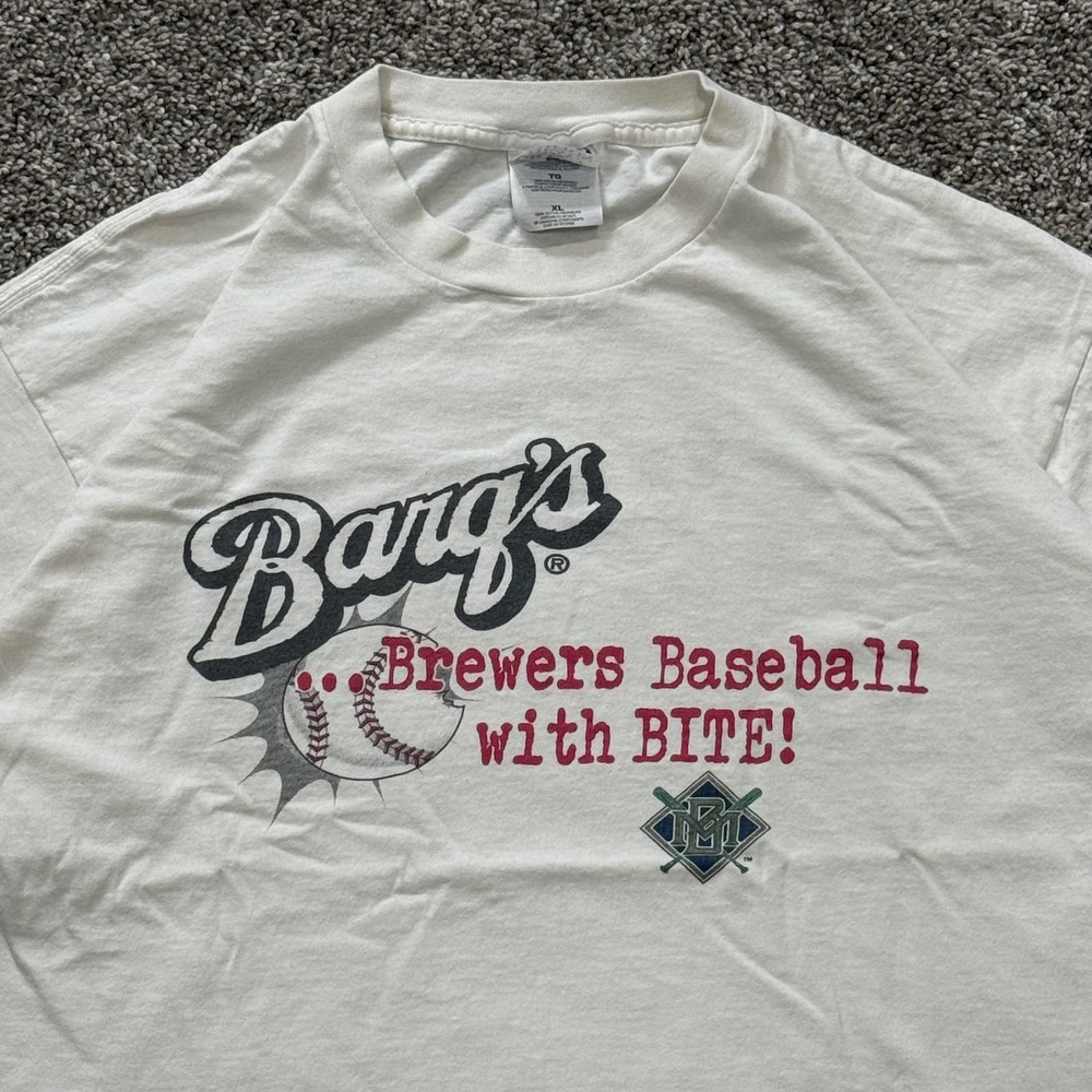 Vintage 90s‎ Milwaukee Brewers Barqs Root Beer Baseball Graphic T-Shirt Mens XL